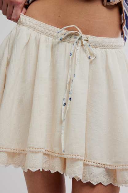 Lady Tulip Mini Skirt
