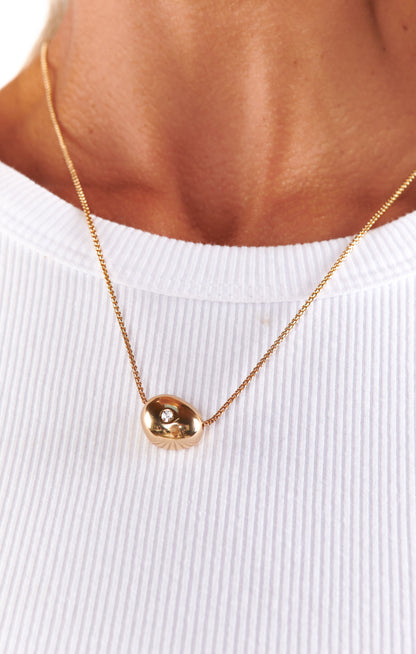 Ettika Crystal Dot Pebble Pendant Necklace ~ Gold