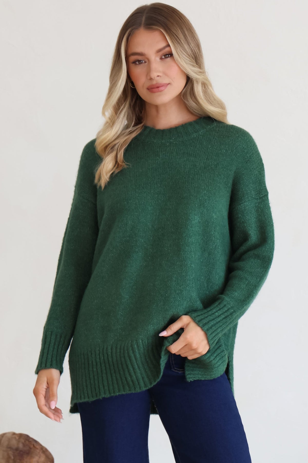 Sammy Jumper - Crew Neck Ribbed Shark Bite Hemline Jumper in Green