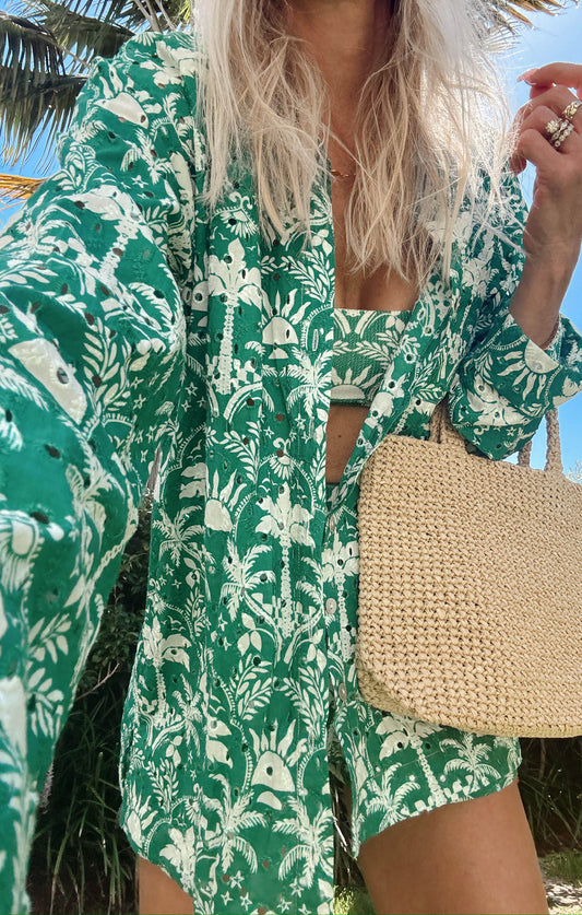 Carry On Button Down ~ Tiki Palms